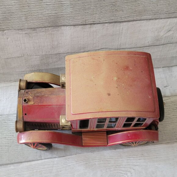 Vintage Red & Gold Tin Litho Wind-Up Car Model Grand-pa - Picture 5 of 9